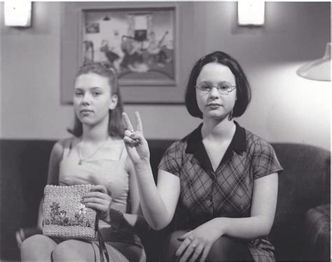 thora birch nude|Scarlett Johansson and Thora Birch on the set of Ghost World。